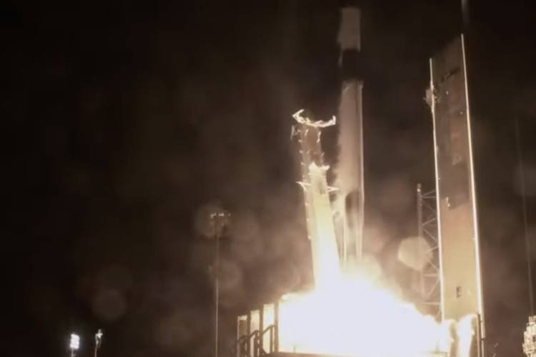 SpaceX Dragon เส่งการศึกษาเกี่ยวกับหัวใจไปยังสถานีอวกาศ